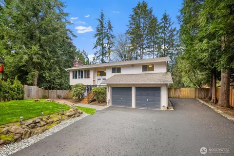 15532 187th Ave NE, Woodinville, WA 98072