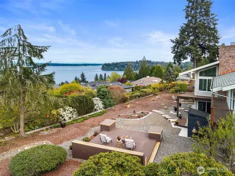 20 Jackson Ln, Port Ludlow, WA 98365