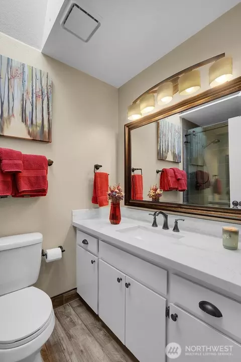 Bath - 6628 Beverly Blvd, Everett, WA 98203 photo 2 of 3