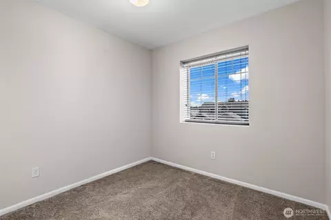 Bedroom - 1925 199th St E, Spanaway, WA 98387 photo 4 of 7