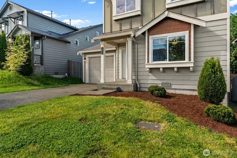 Exterior - 1925 199th St E, Spanaway, WA 98387 photo 9 of 11