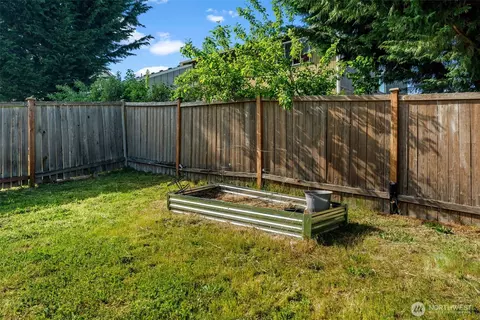 Exterior - 1925 199th St E, Spanaway, WA 98387 photo 3 of 11