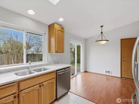 Kitchen - 6000 Cady Rd, Everett, WA 98203 photo 1 of 5