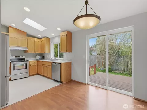 Kitchen - 6000 Cady Rd, Everett, WA 98203 photo 3 of 5