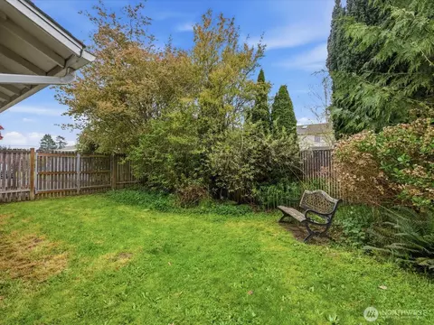 Exterior - 6000 Cady Rd, Everett, WA 98203 photo 4 of 9