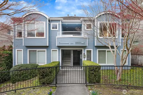 2841 14th Ave W #202, Seattle, WA 98119