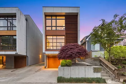 213 21st Ave, Seattle, WA 98122