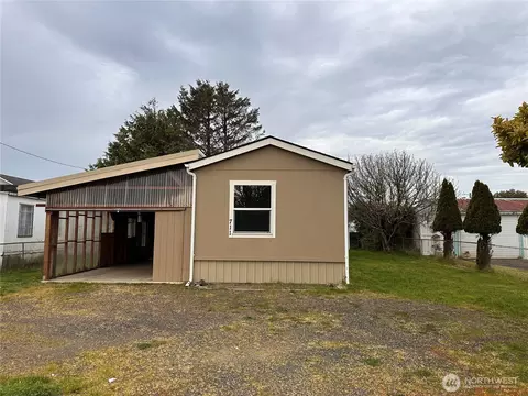 711 S Rain St NE, Ocean Shores, WA 98569