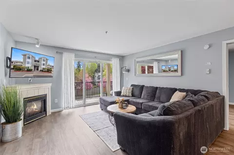 2001 120th Pl SE #1-203, Everett, WA 98208