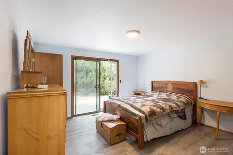 Bedroom - 191 Sunland Dr, Sequim, WA 98382 photo 1 of 2