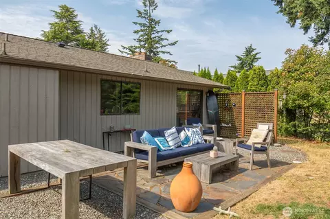 Exterior - 191 Sunland Dr, Sequim, WA 98382 photo 4 of 20