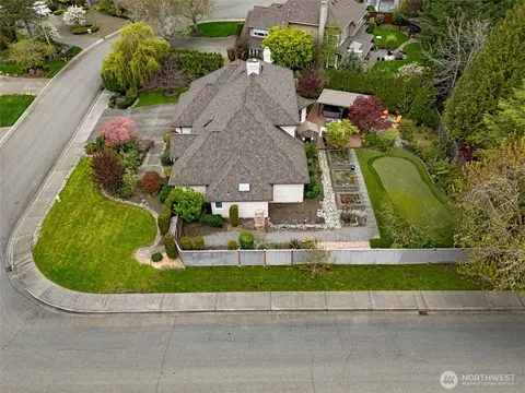 2636 259th Ct SE, Sammamish, WA 98075
