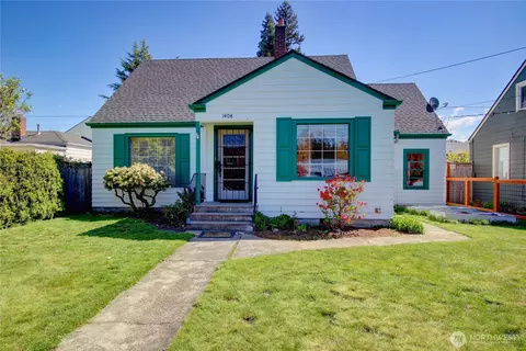1408 S 12th St, Mount Vernon, WA 98274