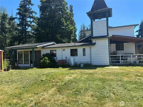 110 112 May, Sequim, WA 98382