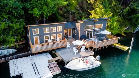 570 S Shore Rd, Port Angeles, WA 98363