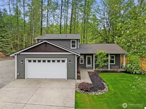 19314 Bergan Rd, Granite Falls, WA 98252