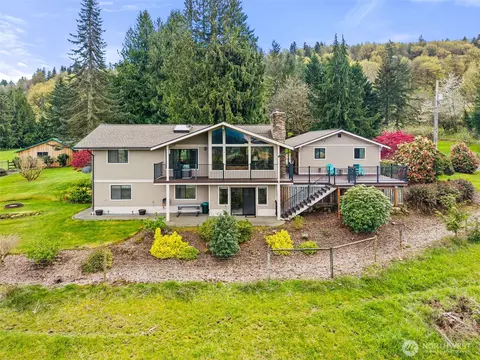 213 Bowen Rd, Mossyrock, WA 98564