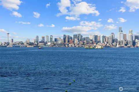 1661 Harbor Ave SW #502, Seattle, WA 98116