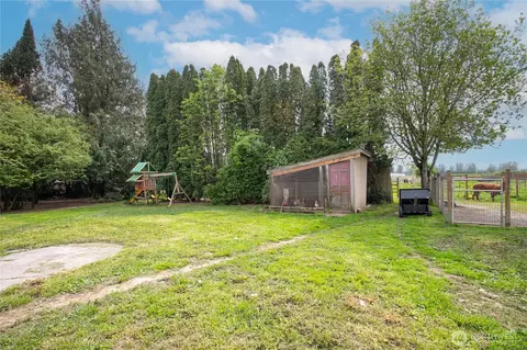 Exterior - 3257 E Badger Rd, Everson, WA 98247 photo 7 of 8