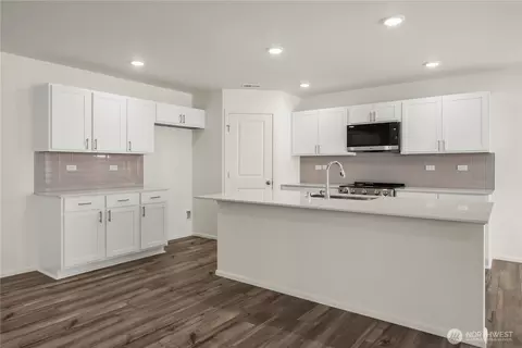 Kitchen - 32317 Bryant Rd, Sultan, WA 98294 photo 1 of 4
