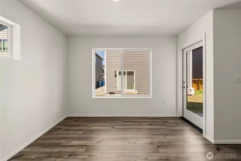 Living - 32317 Bryant Rd, Sultan, WA 98294 photo 8 of 9