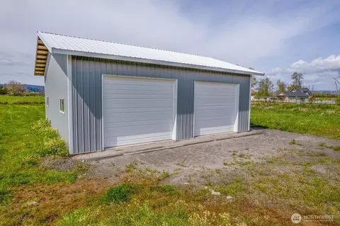 12 Hay Way, Cathlamet, WA 98612