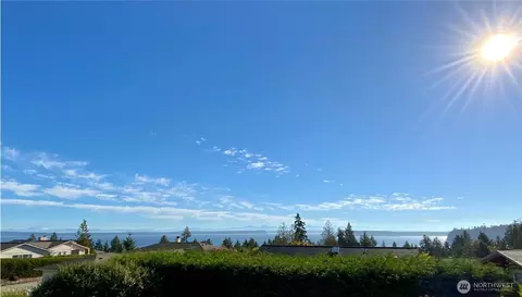 30 Adventurer Ln, Port Ludlow, WA 98365