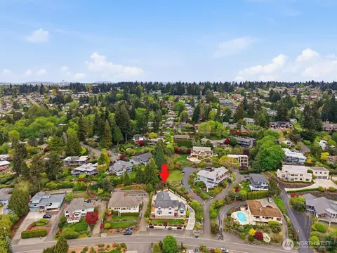 18124 Riviera Pl SW, Normandy Park, WA 98166
