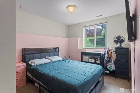Bedroom - 1305 185th St E, Spanaway, WA 98387 photo 4 of 4
