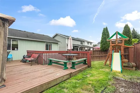 Exterior - 1305 185th St E, Spanaway, WA 98387 photo 2 of 3