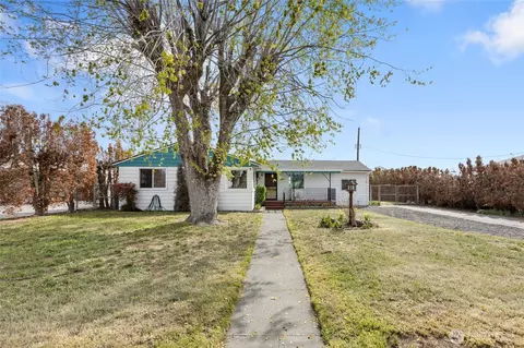 4259 Joann Dr NE, Moses Lake, WA 98837