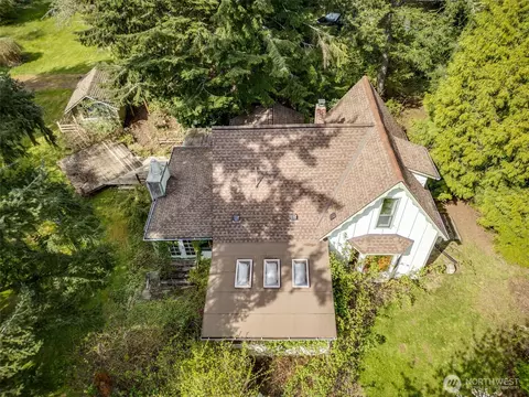 234 NW 2 Crane Ln, Poulsbo, WA 98370