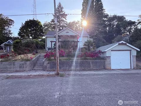 1723 Elizabeth Ave, Bremerton, WA 98337