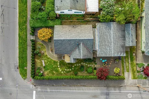 View/Area - 2718 E 11th St, Bremerton, WA 98310 photo 4 of 4