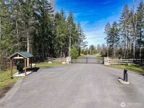 1631 334th St E, Roy, WA 98580 photo 2