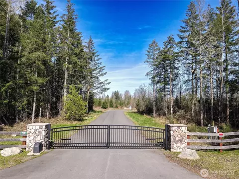 1631 334th St E, Roy, WA 98580