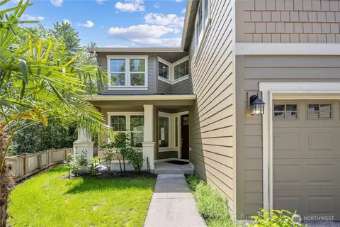 Exterior - 18521 40th Ave SE, Bothell, WA 98012 photo 3 of 8