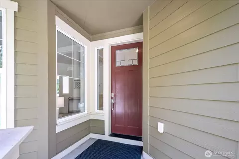 Entry Way - 18521 40th Ave SE, Bothell, WA 98012 photo 1 of 4