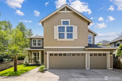 Exterior - 18521 40th Ave SE, Bothell, WA 98012 photo 2 of 8