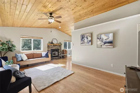 Living - 70 Salal Way, Sequim, WA 98382 photo 1 of 1