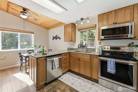 Kitchen - 70 Salal Way, Sequim, WA 98382 photo 1 of 2