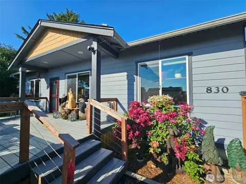 830 Wawona Ave SW, Ocean Shores, WA 98569