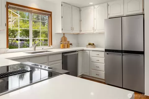 Kitchen - 1928 237th St SE, Bothell, WA 98021 photo 2 of 2