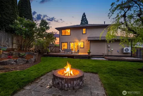 Exterior - 1928 237th St SE, Bothell, WA 98021 photo 8 of 9