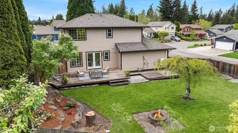 Exterior - 1928 237th St SE, Bothell, WA 98021 photo 7 of 9