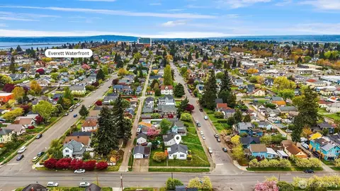 View/Area - 2230 Oakes Ave, Everett, WA 98201 photo 4 of 7