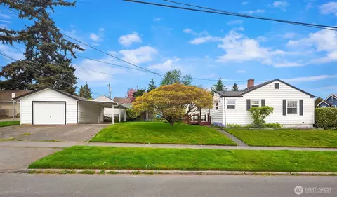Exterior - 2230 Oakes Ave, Everett, WA 98201 photo 7 of 7