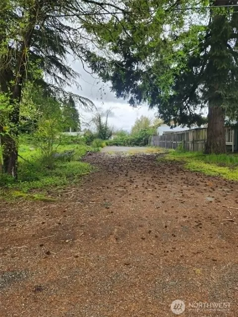 1316 W Main St, Centralia, WA 98531