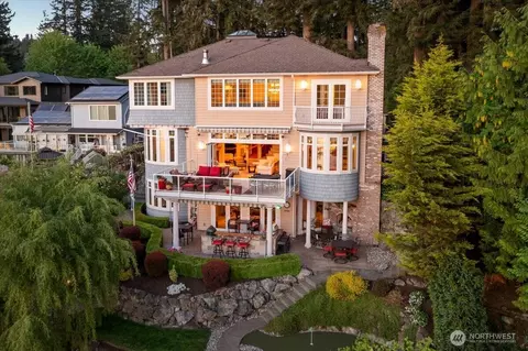 17319 191st Ave NE, Woodinville, WA 98072