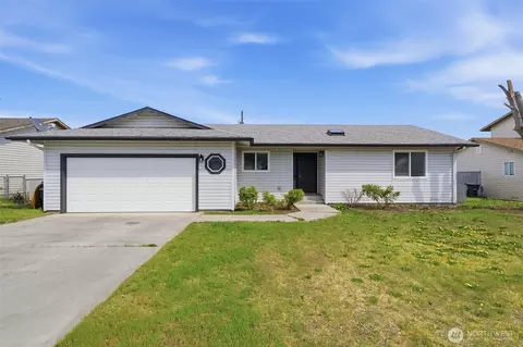 725 NW Sunburst Ct, Moses Lake, WA 98837